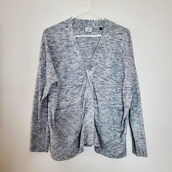 Cabi Heathered Grey 4 Button Cardigan size medium - Picture 2 of 13